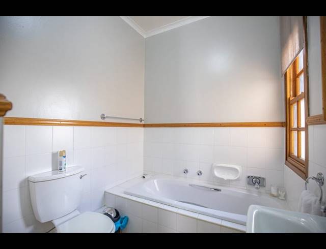 3 BEDROOM HOUSE FOR SALE IN BROOKLYN
